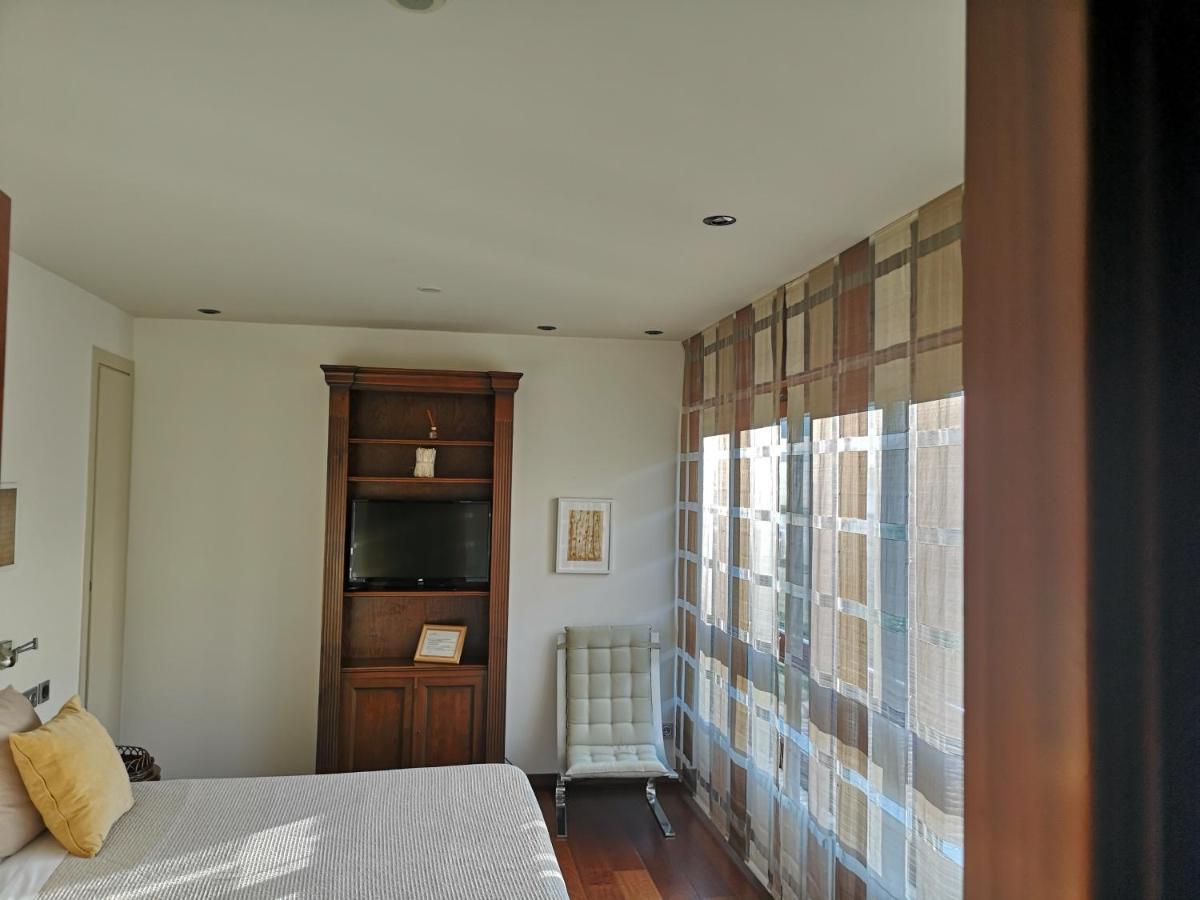 Hotel Reina Adosinda Pravia Rum bild