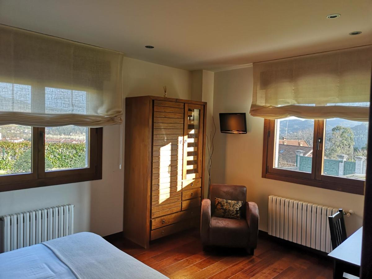Hotel Reina Adosinda Pravia Exteriör bild